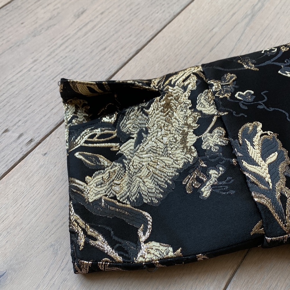 Black & Gold Floral Jacquard V-Neck Blouse - Women - Picture 2 of 5